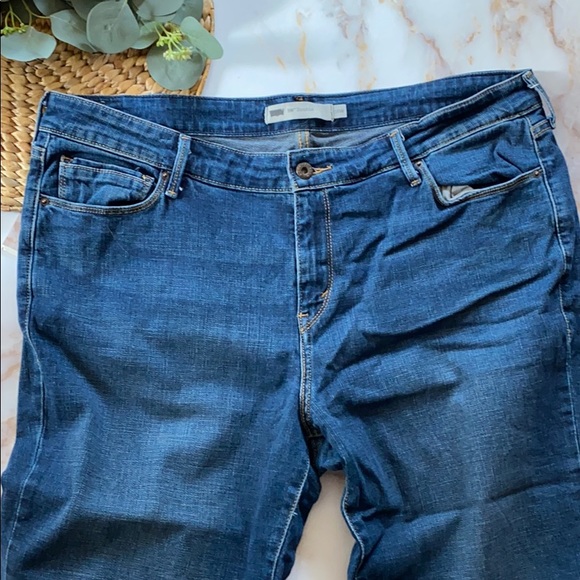 levi's 590 jeans